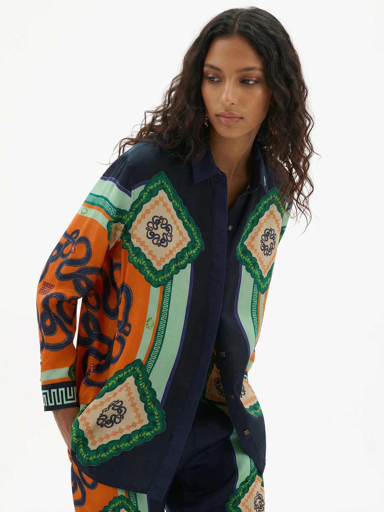 ESTRELLA | Camisa de estampado mosaico geométrico