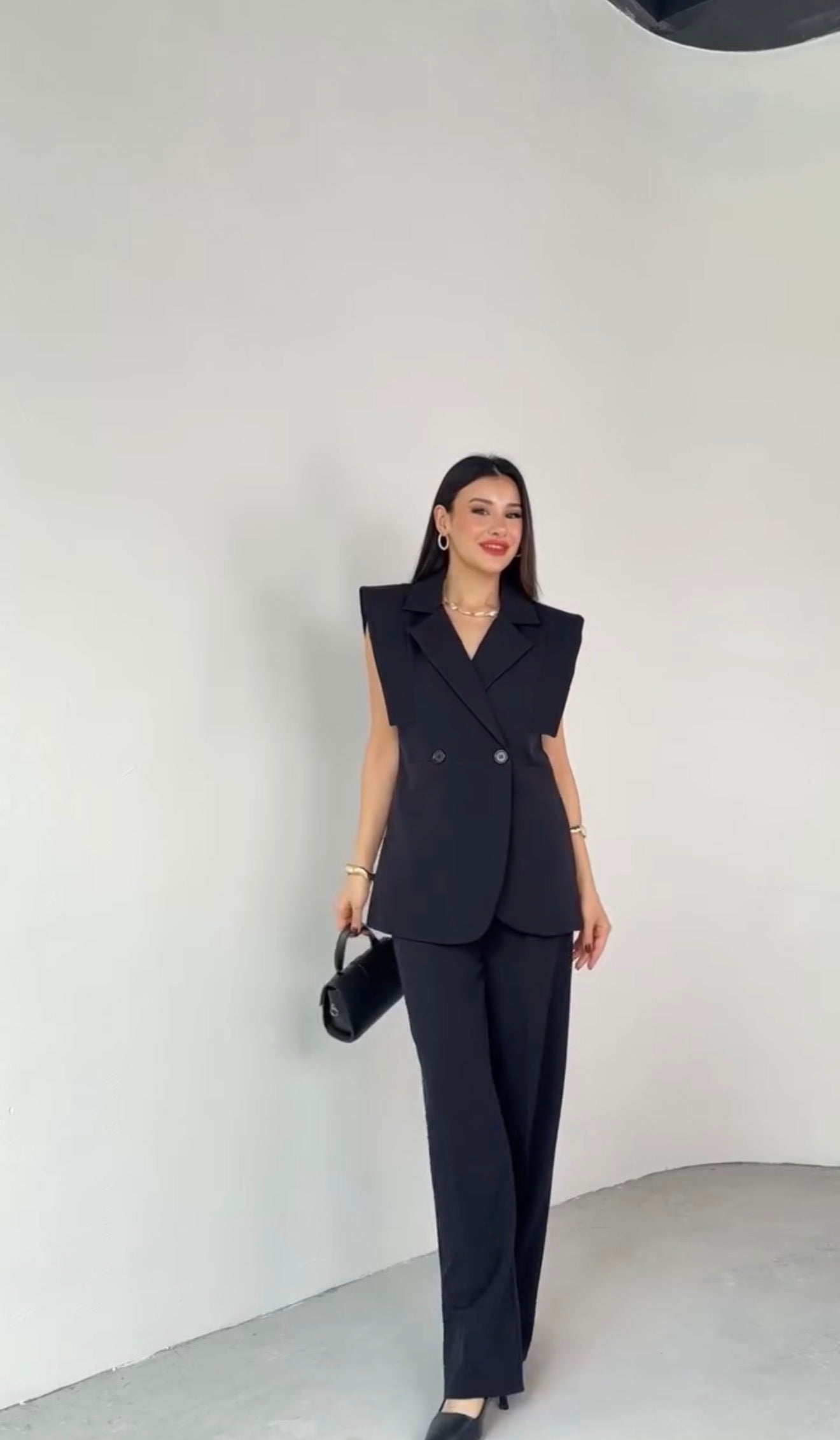 Méndez Blanco — Conjunto Blazer Sin Mangas y Pierna Ancha | Blanco Total