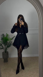 Lara Encaje — Vestido Blazer con Encaje y Cinturón | Fuerza Suave
