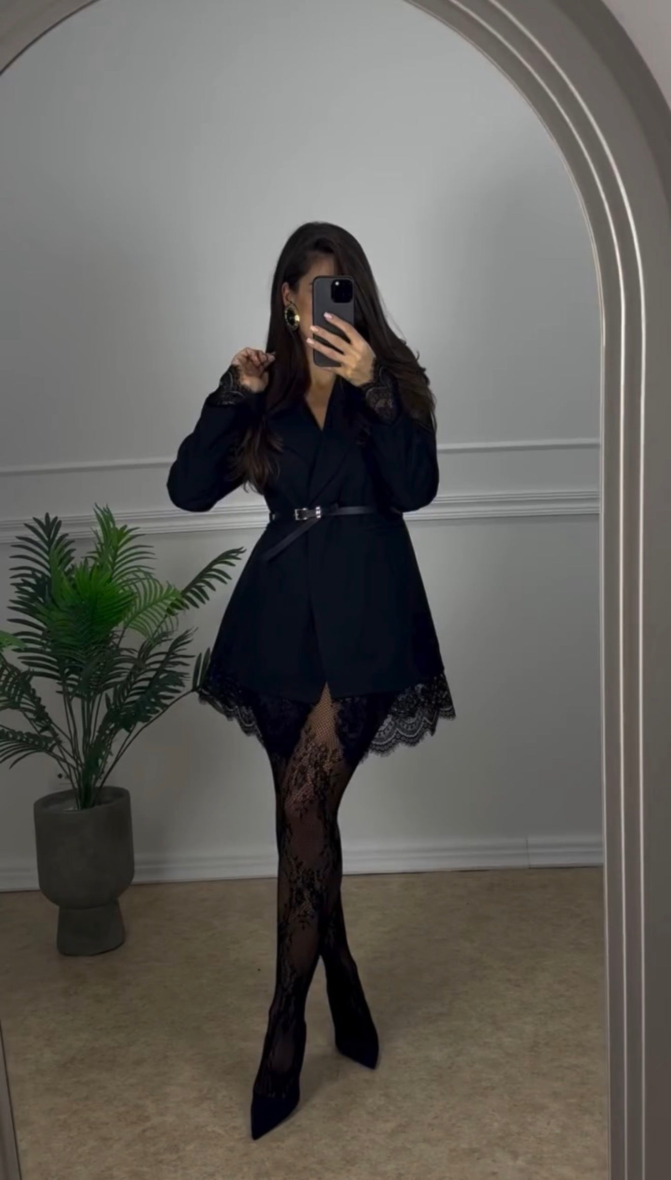 Lara Encaje — Vestido Blazer con Encaje y Cinturón | Fuerza Suave