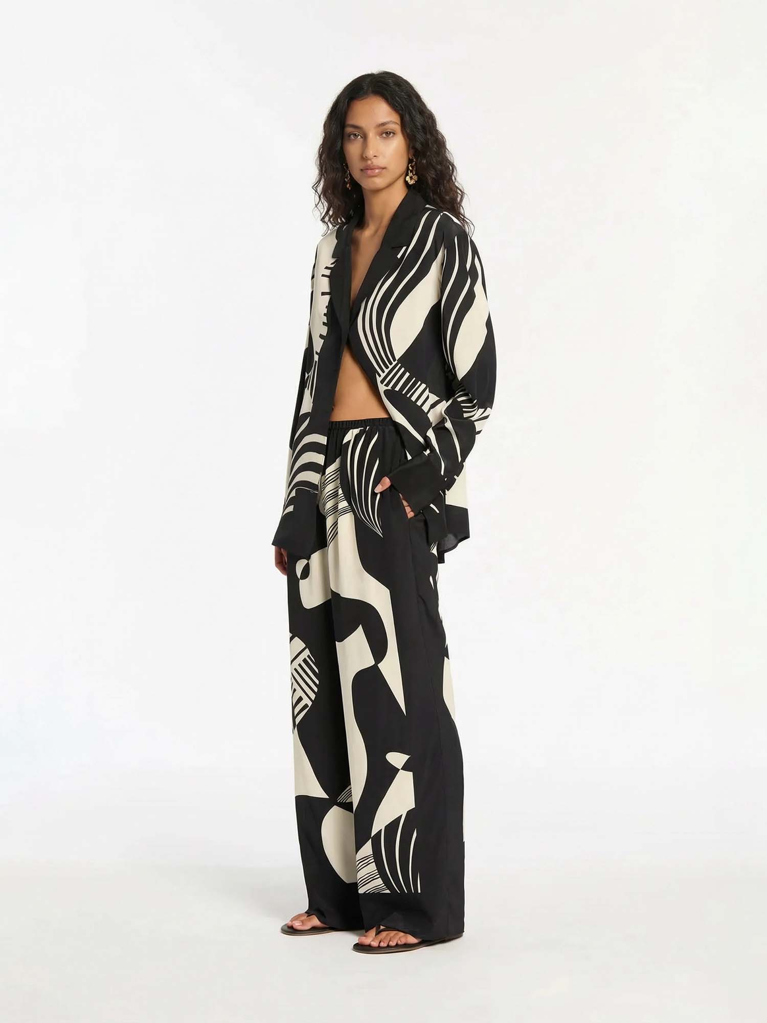 Abstract Black and White Print Button-Up Shirt