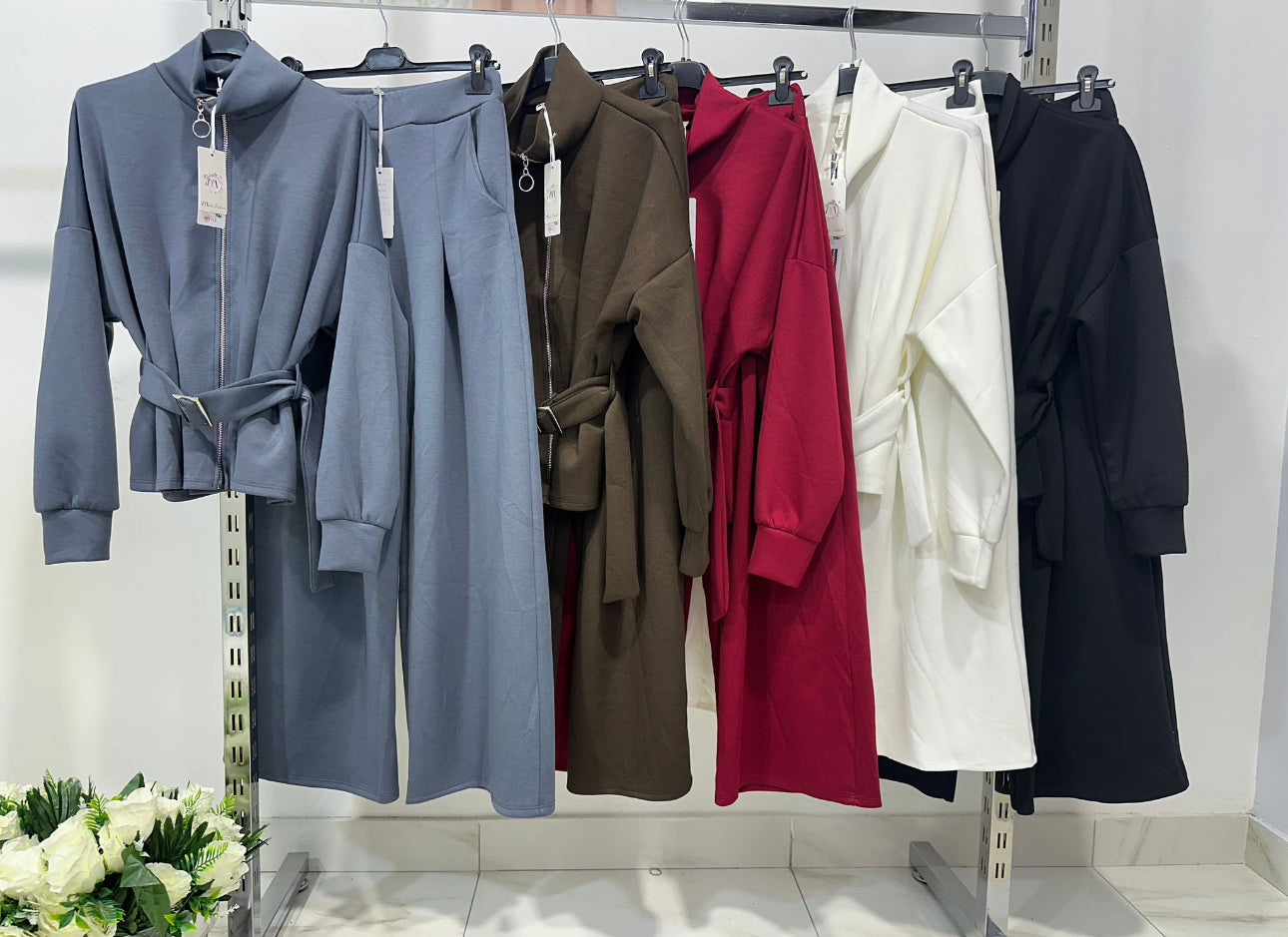 Ilary — Conjunto Deportivo Palazzo y Sudadera | Deportivo de Lujo