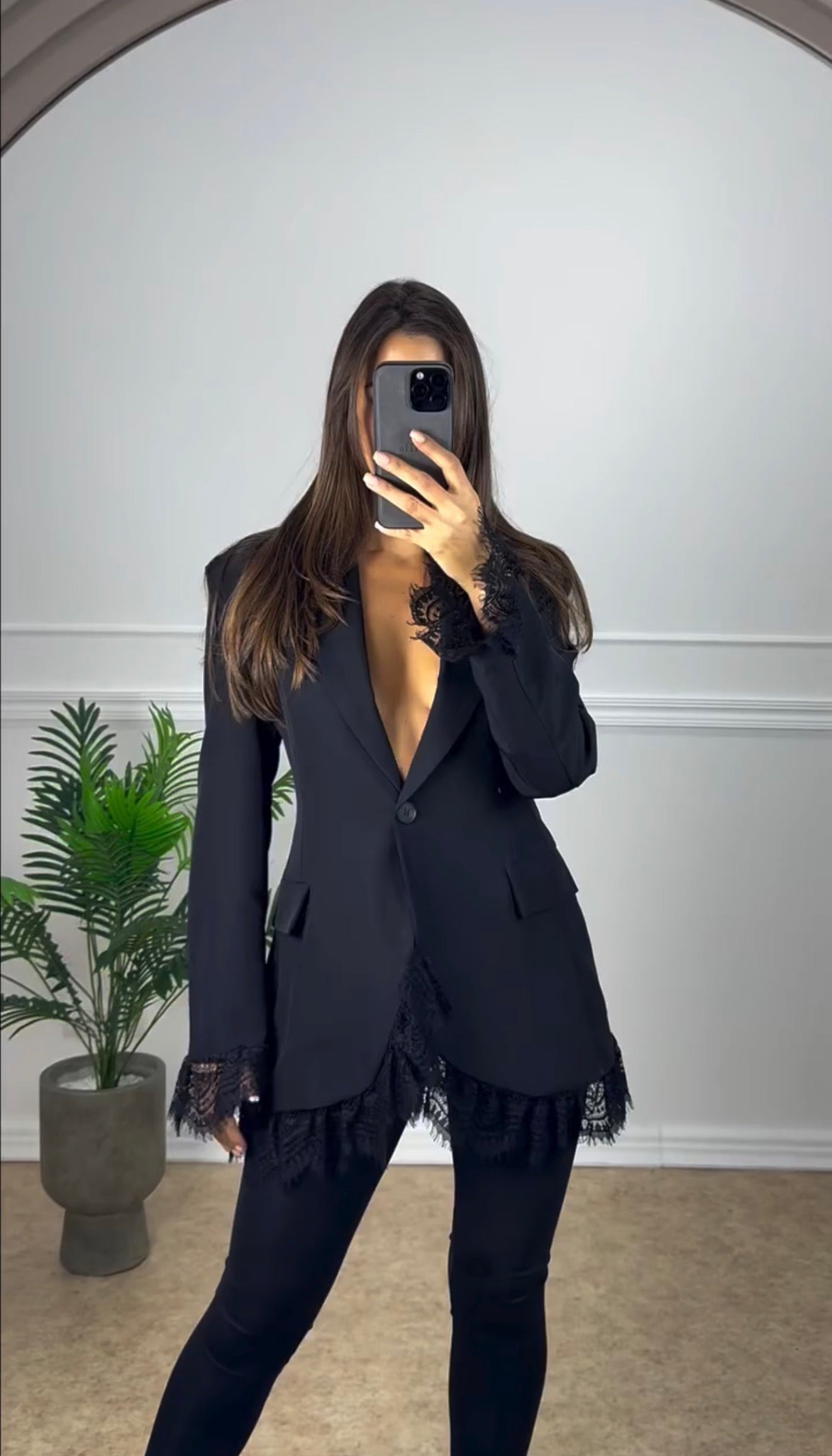 Batgirl Encaje — Conjunto Blazer Puños Encaje y Leggings | Nocturno
