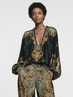 AURORA | Blusa fluida con escote en V