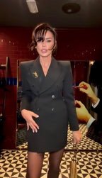 Bárbara Negro — Vestido Blazer Doble Botonadura y Broche | Elegancia Negra