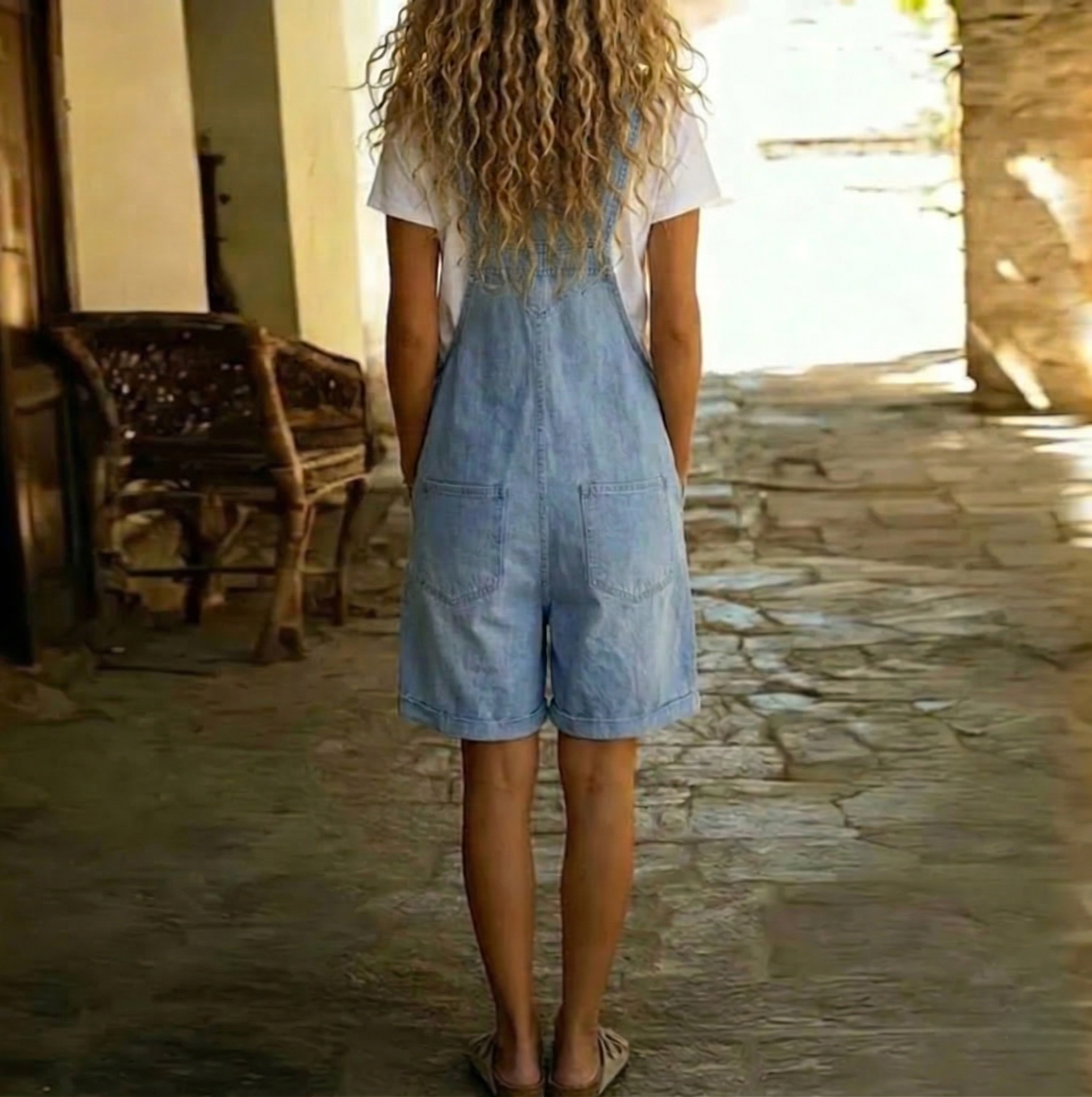 Clara | Salopette in Denim di Cotone Morbido Effetto Vintage Lavato Blu Chiaro