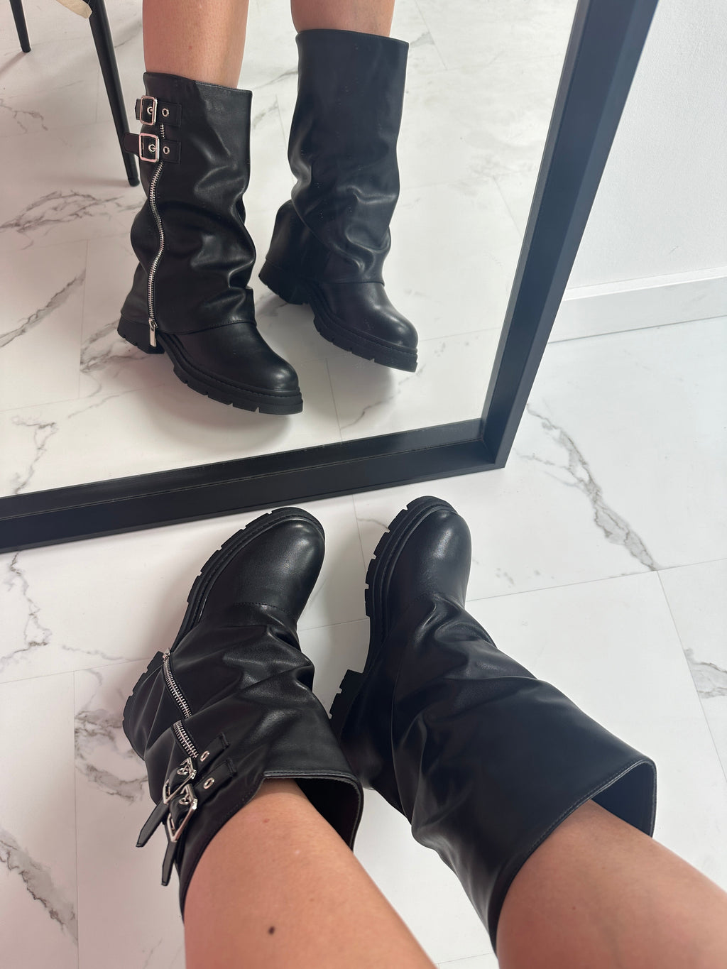 ALMUDENA | Botas con cremallera