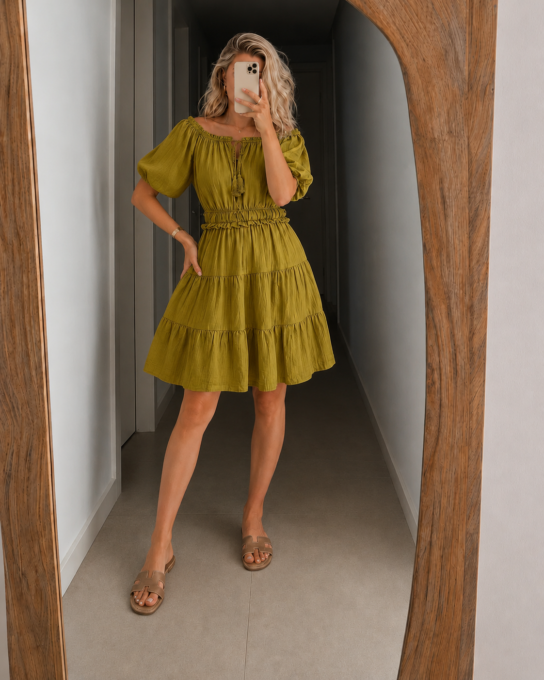 MILA | Vestido con hombros al aire