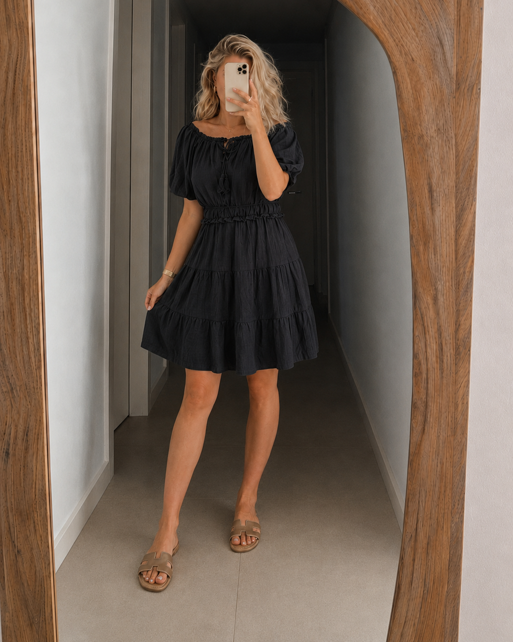 MILA | Vestido con hombros al aire