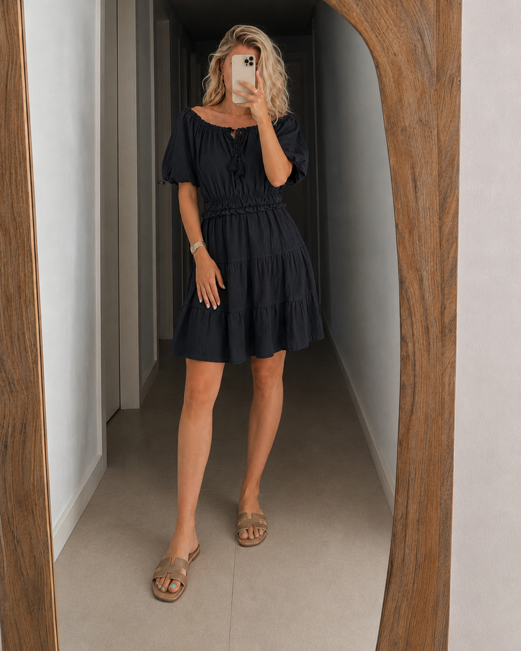 MILA | Vestido con hombros al aire