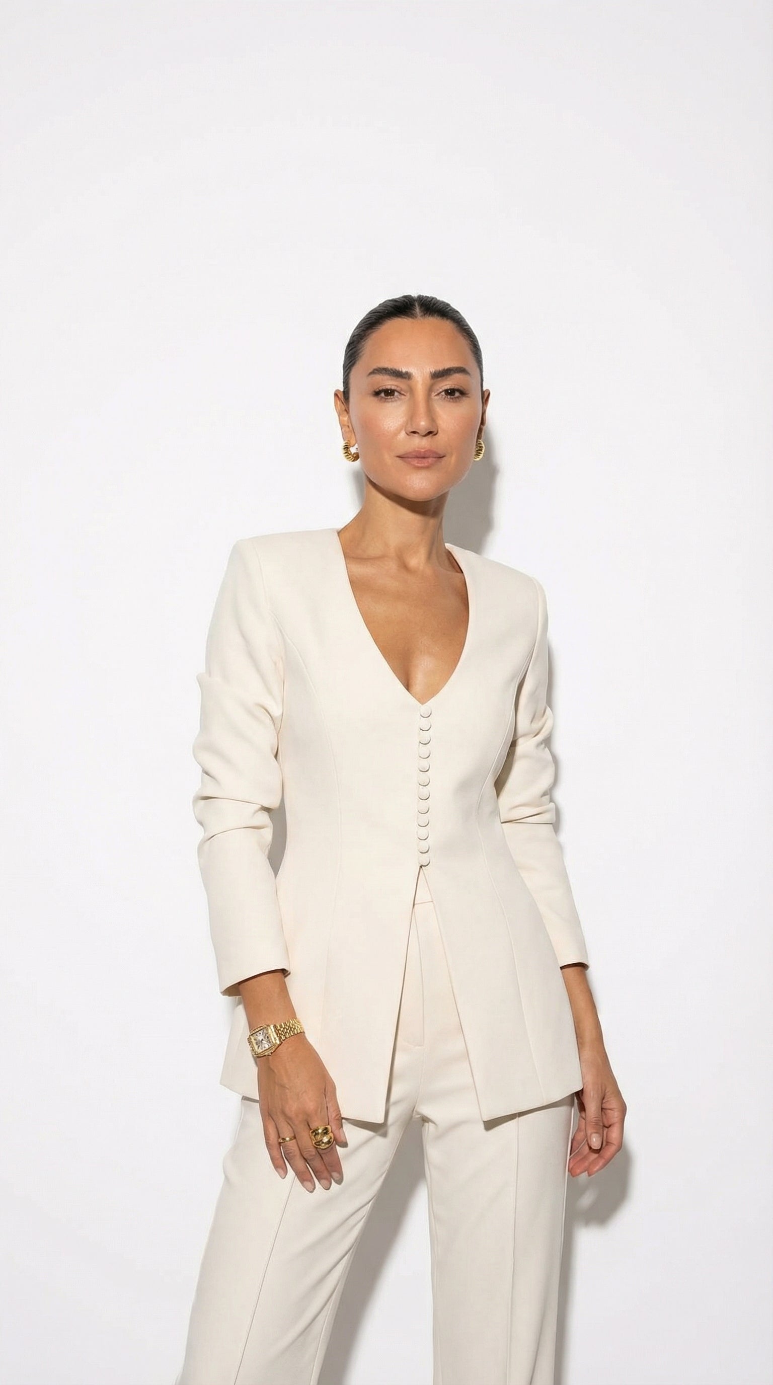 Madame — Traje Sastre Blanco | Poder Femenino Absoluto