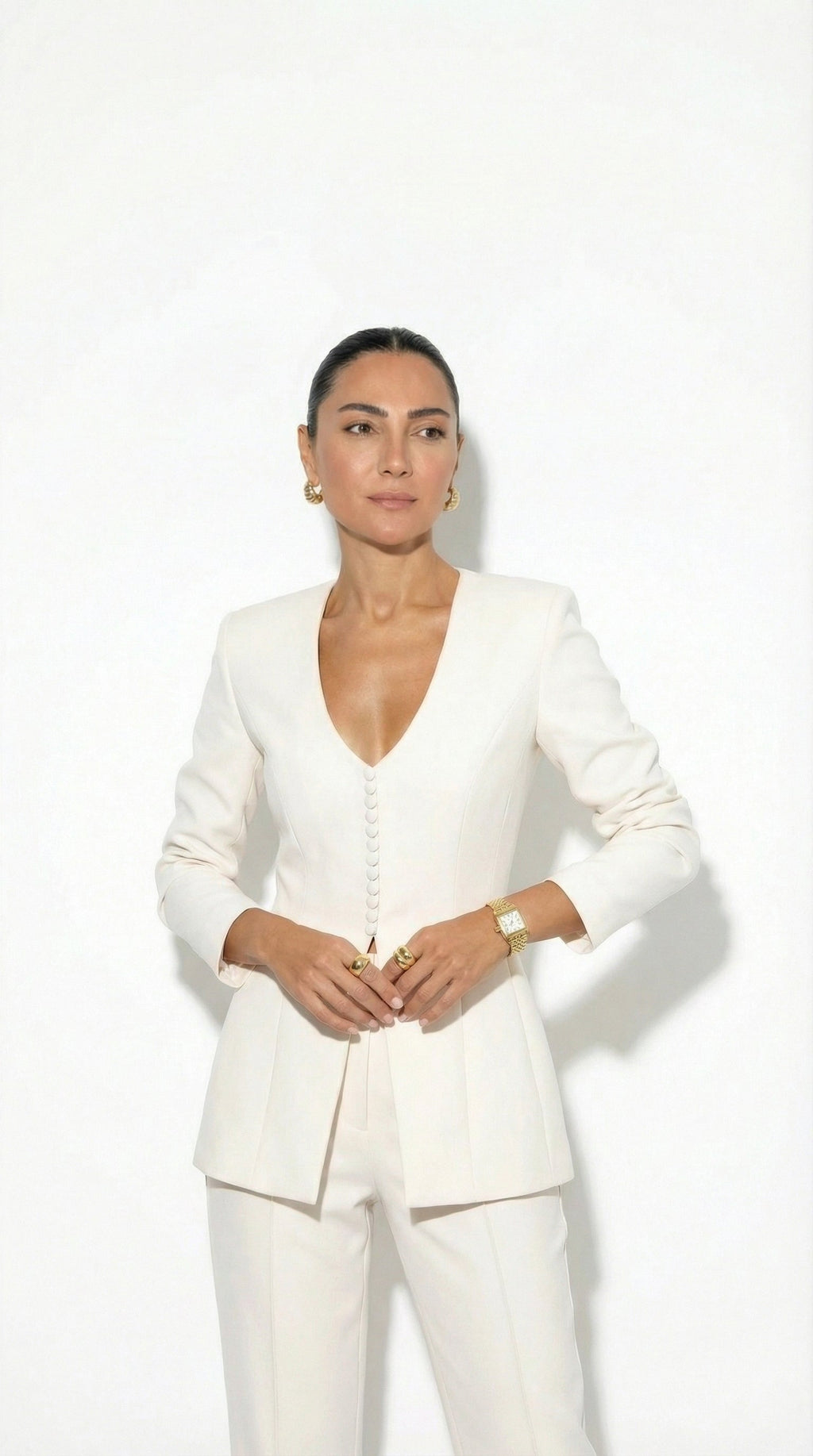 Madame — Traje Sastre Blanco | Poder Femenino Absoluto