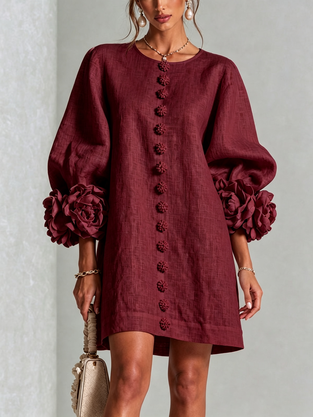 AMPARO | Vestido corto con botones de flor y mangas abullonadas