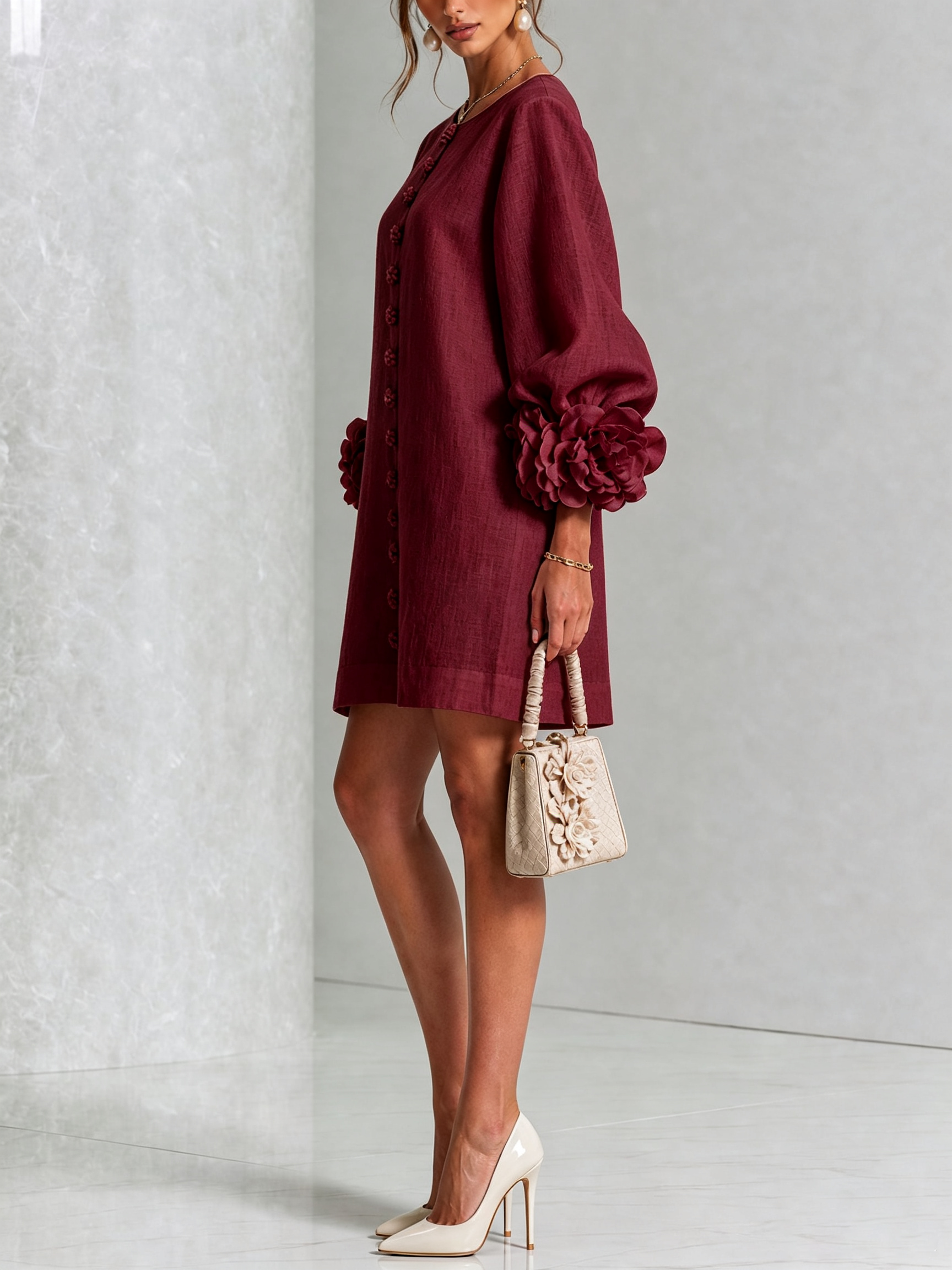 AMPARO | Vestido corto con botones de flor y mangas abullonadas