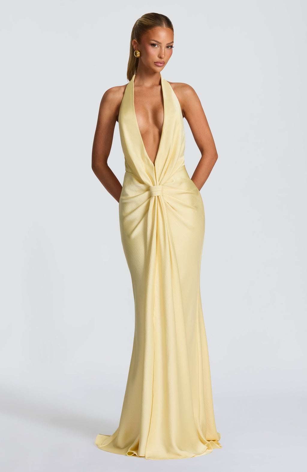 LUCÍA Vestido Largo con Escote Pronunciado
