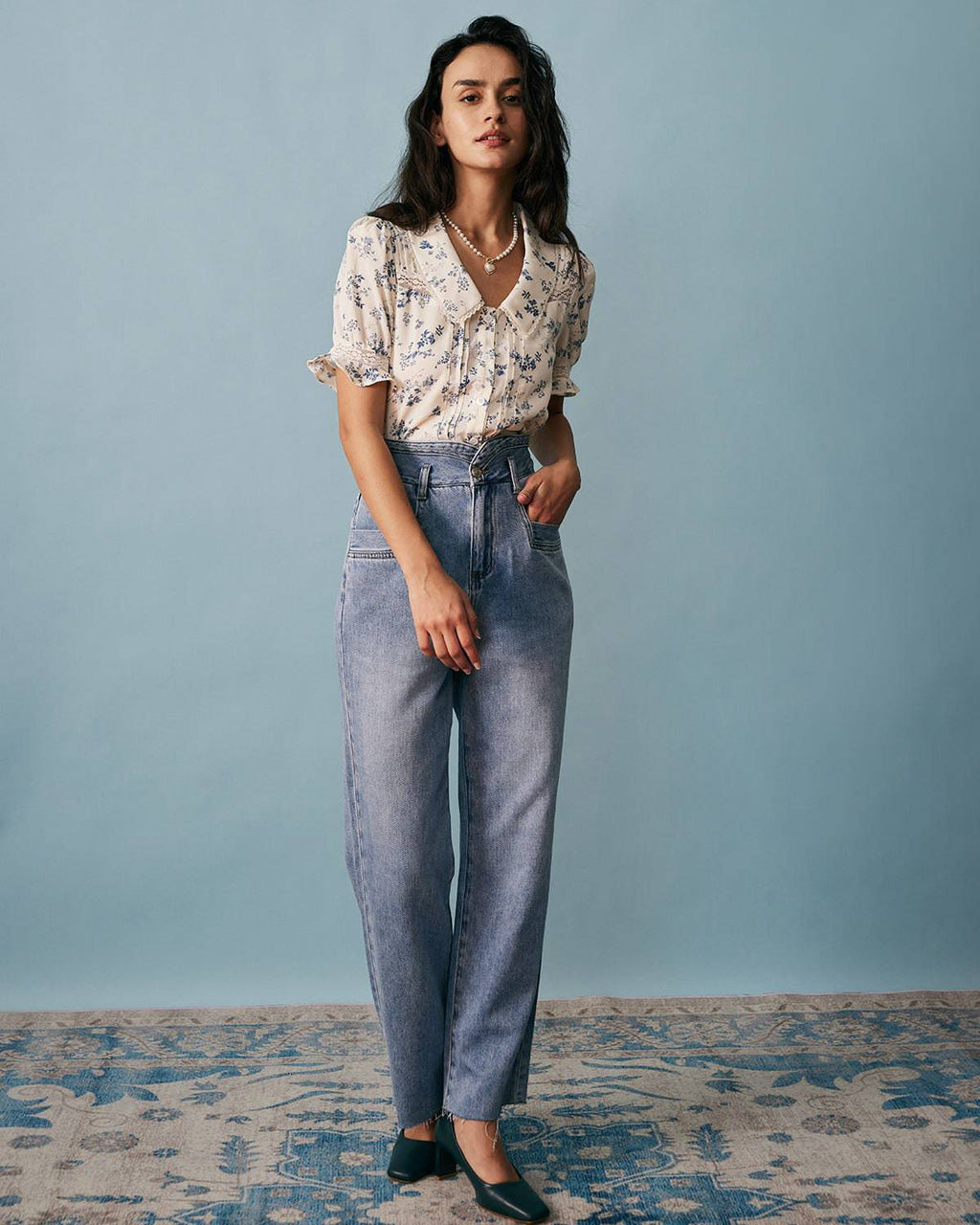 ALICIA | Camisa floral plisada con inserciones de encaje